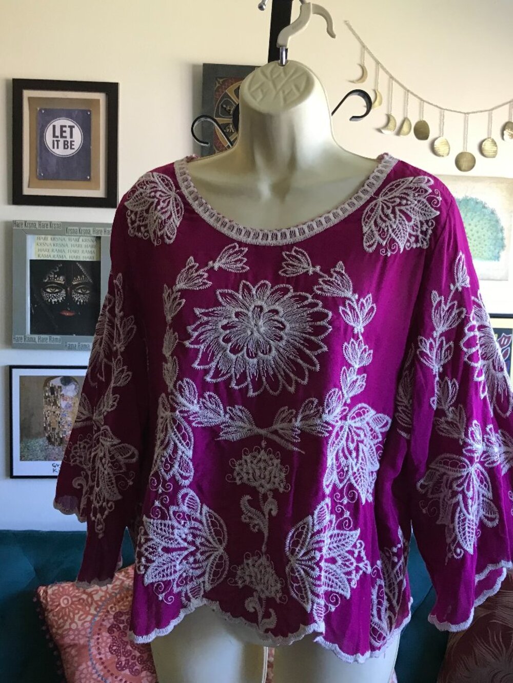 SOLITAIRE size XL Magenta Embroidered Boho Peasant Hippie Festival Folk Art Top